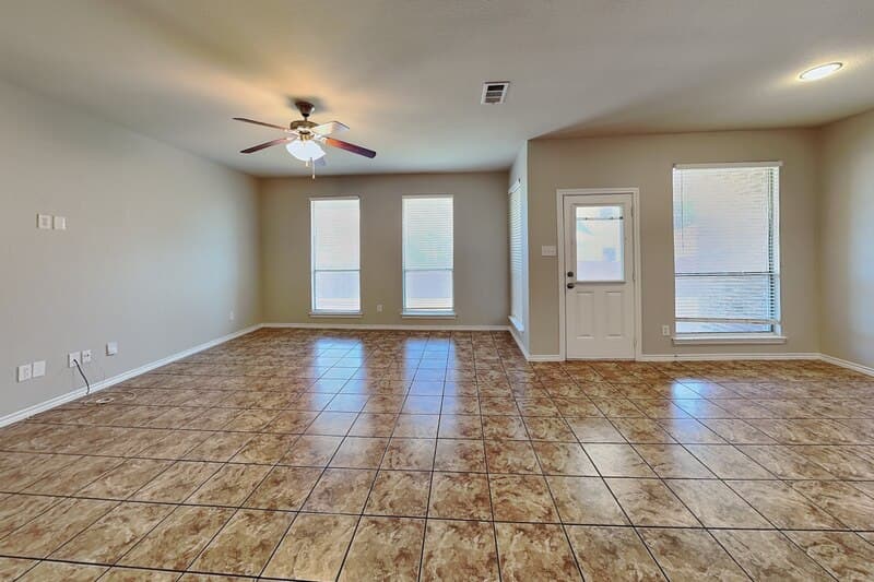 Arlington House: 7601 Yearling Way