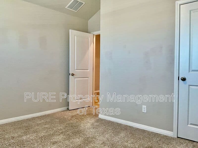Hutto House: 1013 Otello Way