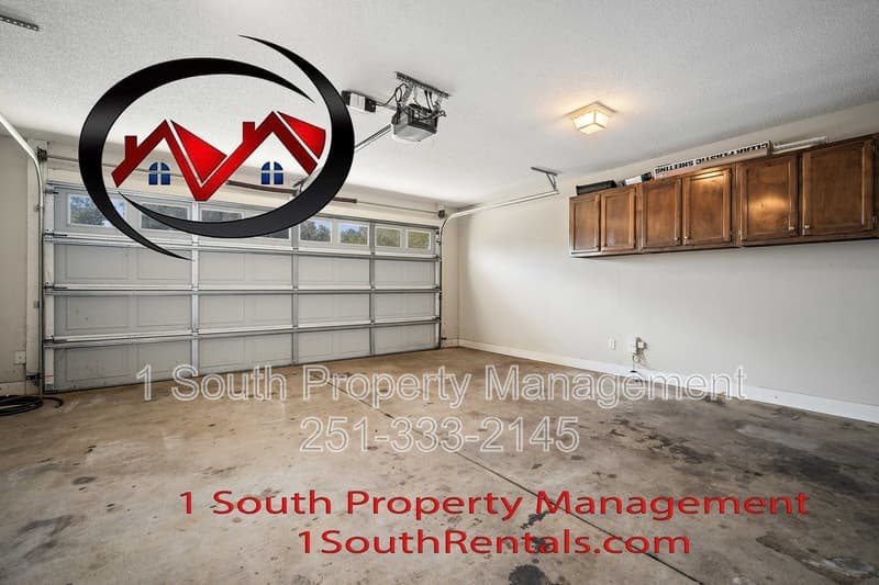 Mobile House: 9276 Champion Circle South