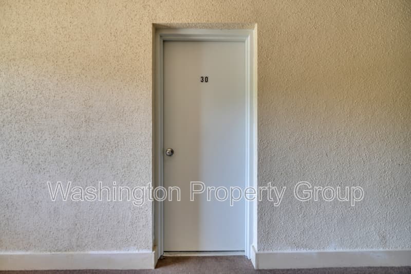 Temple Hills Condo: 3009 Southern Ave