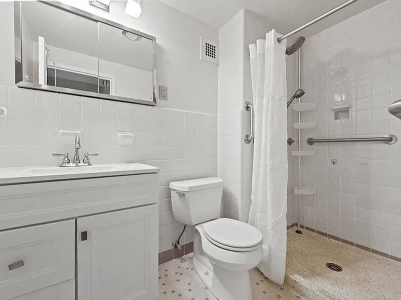 Cincinnati Condo: 2324 Madison Rd