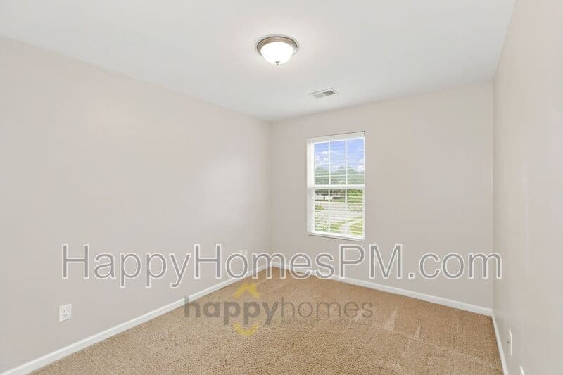 Summerville House: 9013 Cat Tail Pond Road