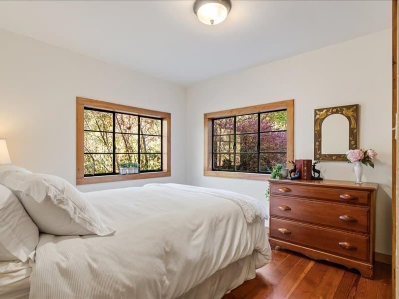 Healdsburg House: 1311 West Dry Creek Road