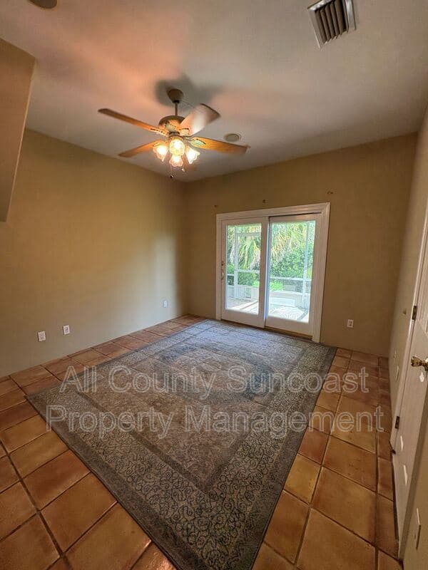 Tallahassee House: 2600 Lucerne Dr