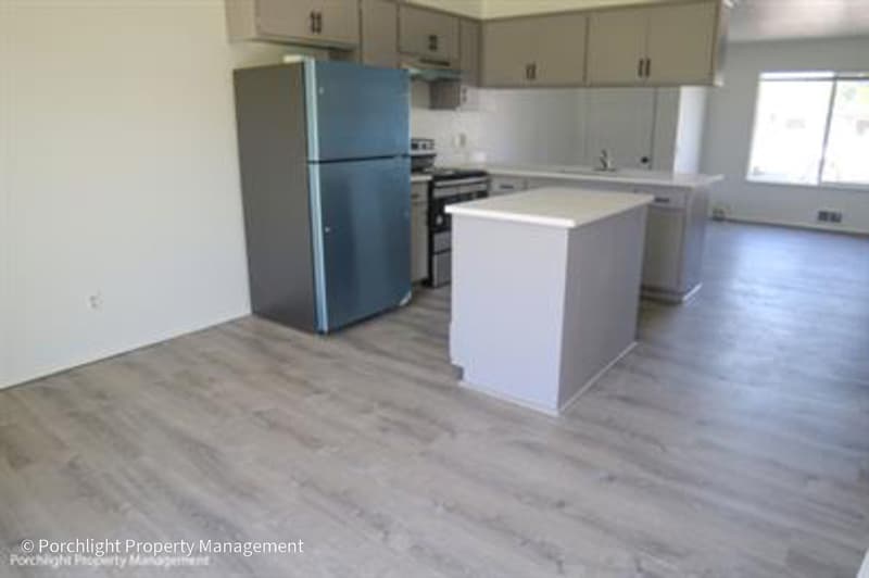 Lynden Condo: 1313 Main Street - D