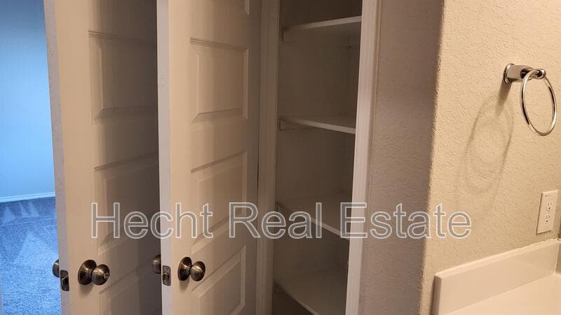 Seguin House: 2440 Ayers Drive
