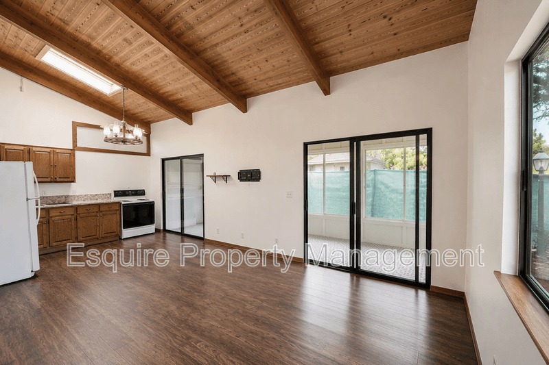 SOMIS Condo: 4290 ASPEN LN
