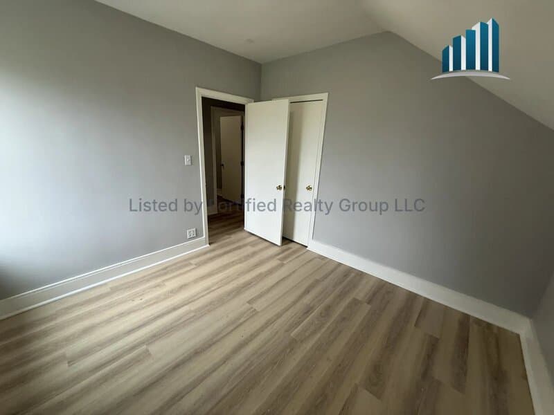 Fall River Condo: 25 Palmer St