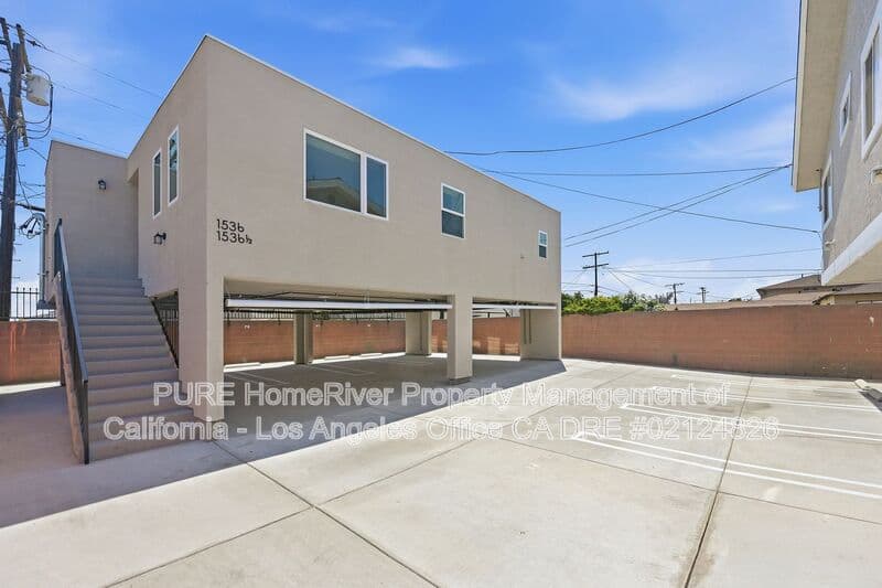 Torrance House: 1536 West 205th Street