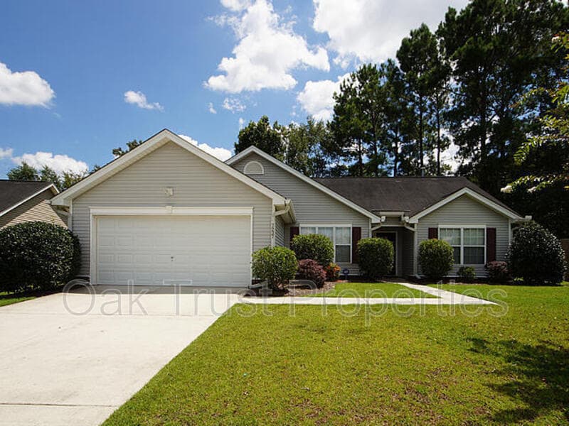 Hanahan House: 7237 Sweetgrass Blvd