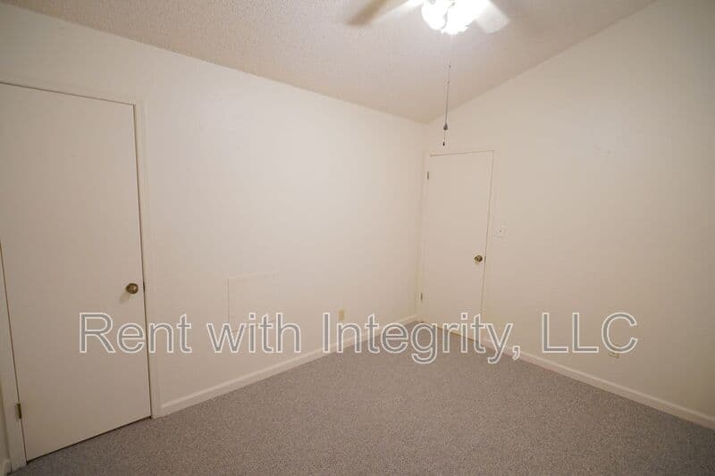 Tallahassee House: 2335 Parrot Lane
