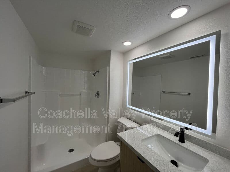 Indio House: 47675 Azalea St
