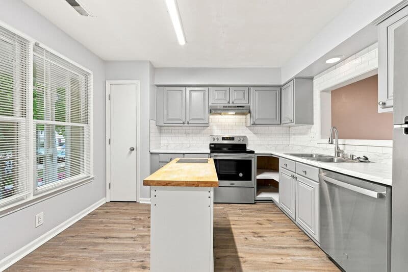 Raleigh Condo: 839 Dalewood Drive - 1