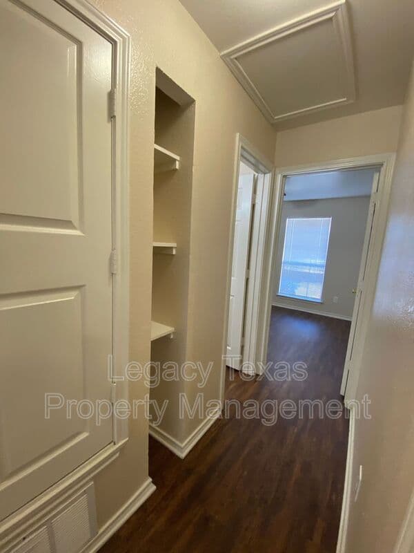 Cleburne Condo: 1719 Short St
