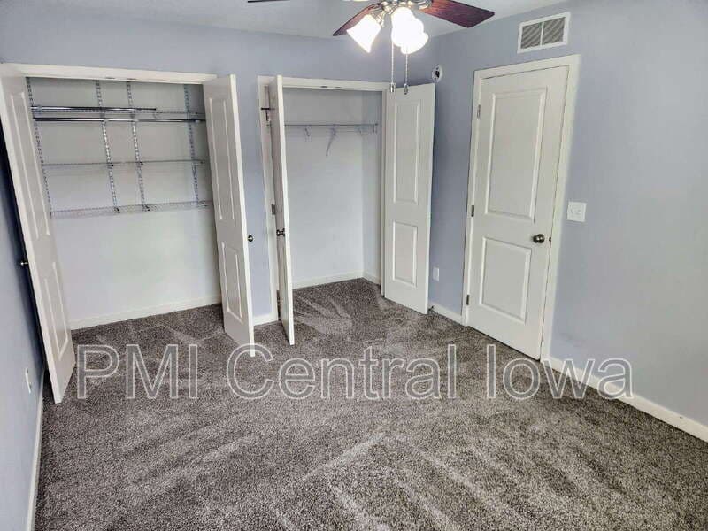 West Des Moines Townhome: 186 79th Street