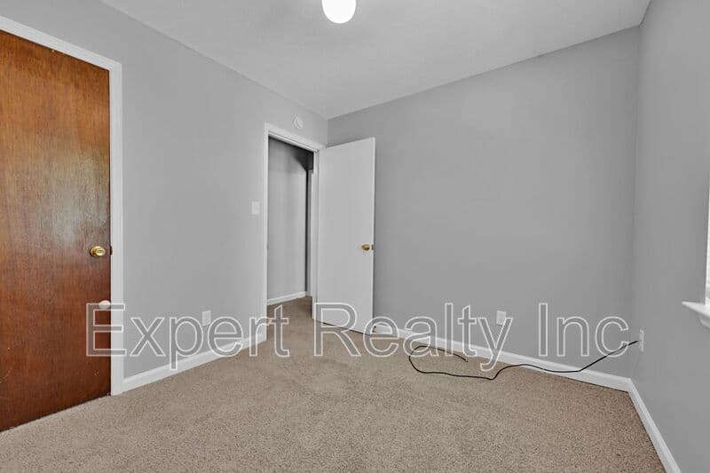 Birmingham House: 2346 Grayson Valley Circle
