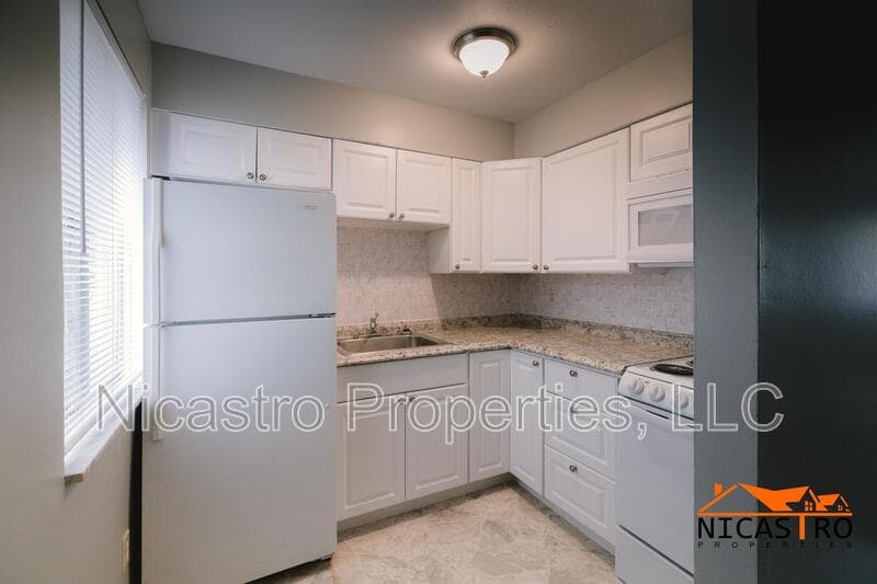Columbus Condo: 215 East Lane Avenue - E