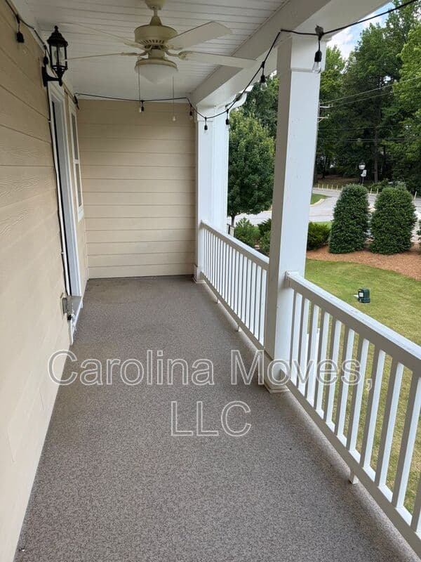 Greenville Townhome: 5 Alkanet Way