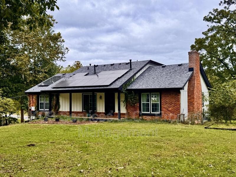 Kansas City House: 4311 NW 80th Terrace