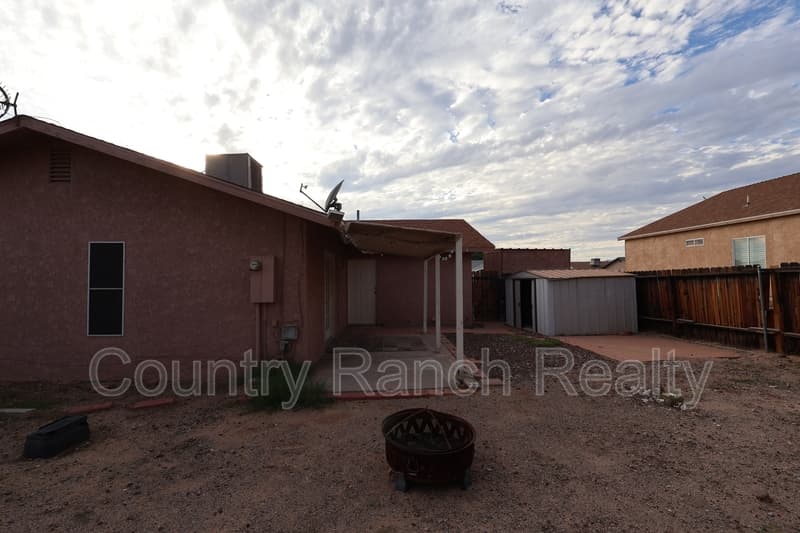 Fort Mohave House: 4274 El Toro Drive