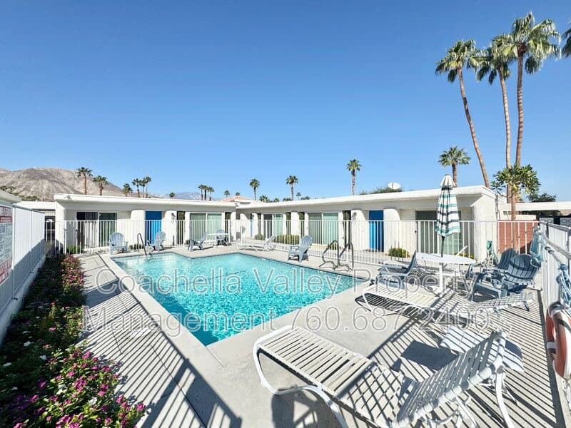 Palm Desert House: 73525 Shadow Mountain Dr