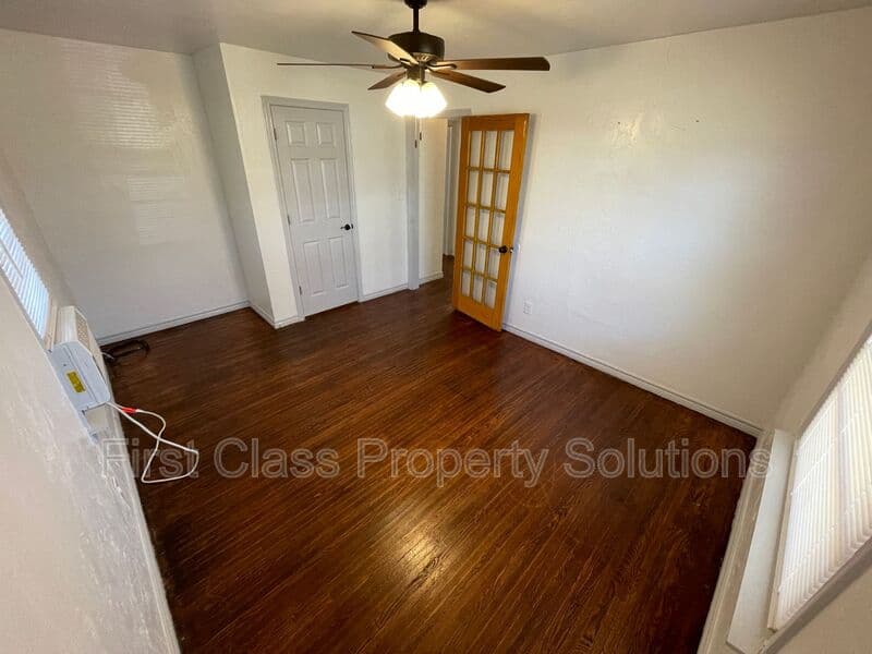 Bethany House: 6618 NW 31st St