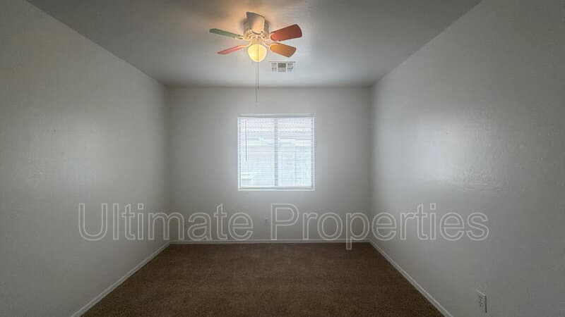 Glendale House: 7145 W Maryland Ave