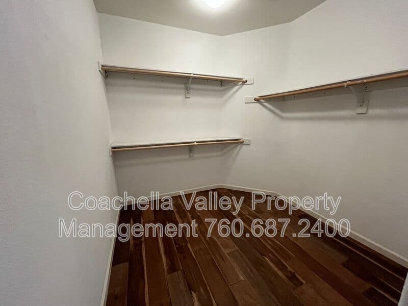 Coachella House: 49126 Pluma Roja Place