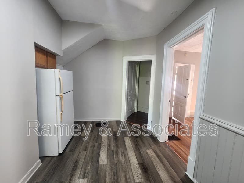 Louisville Condo: 1842 Bolling Ave
