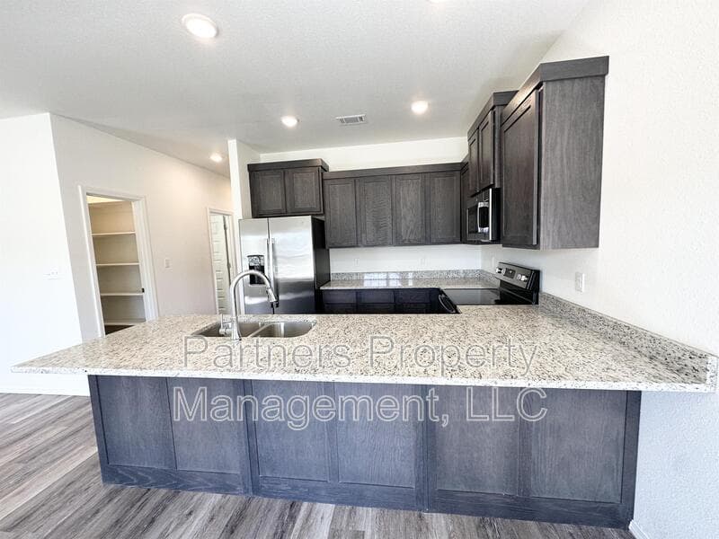 Fayetteville Condo: 940 South Amarillo Avenue - 1