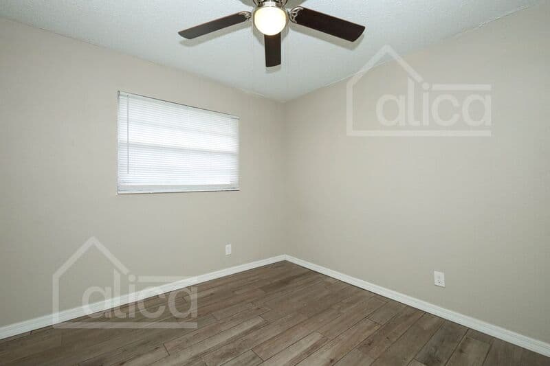 Orlando House: 4746 Cepeda St