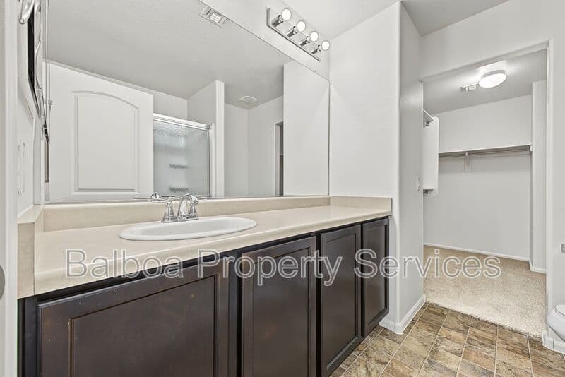 Florence House: 6135 E Paradise Ln