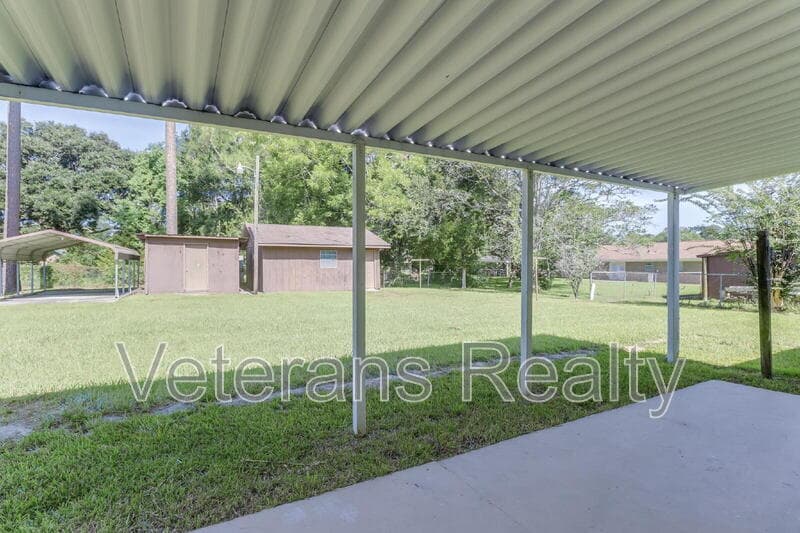 Long Beach House: 129 Quarles Street