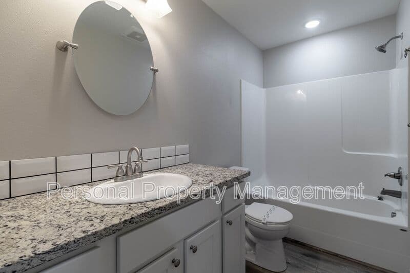 Vancouver Townhome: 3507 Y St