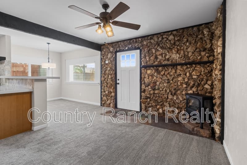 Bullhead City House: 460 Patillo Drive