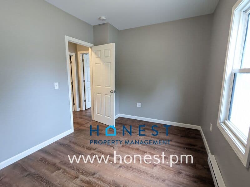 Oakland Condo: 46 Oak Street