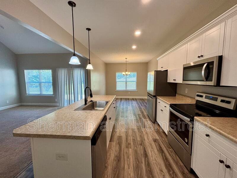 North Augusta House: 214 McDuffie Circle