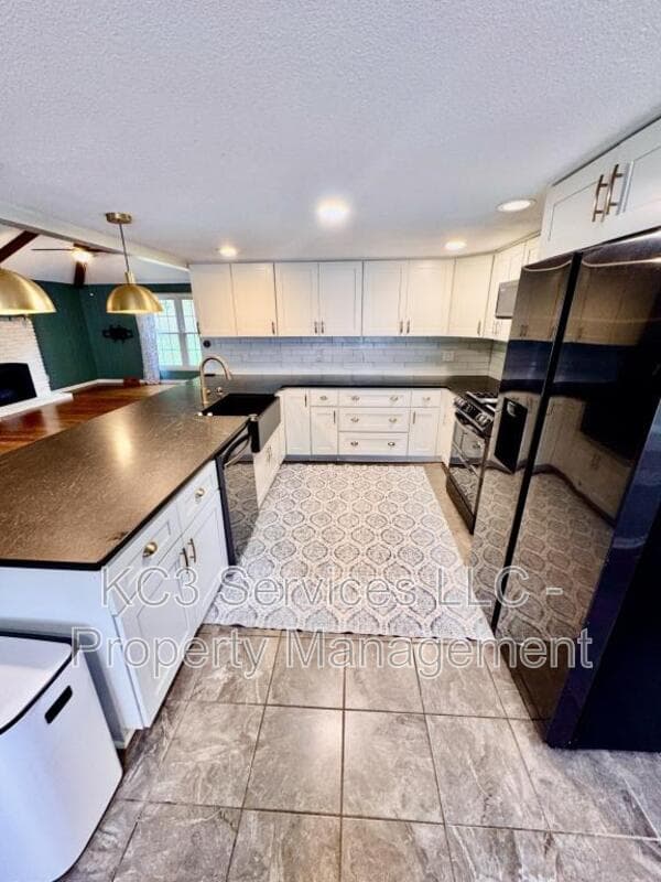 Kansas City House: 4311 NW 80th Terrace