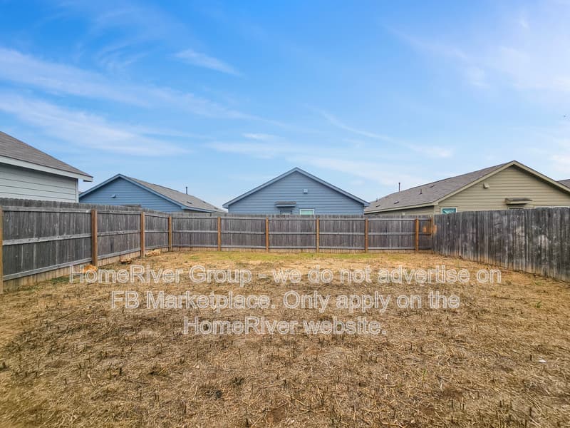 New Braunfels House: 2442 Broken Arrow