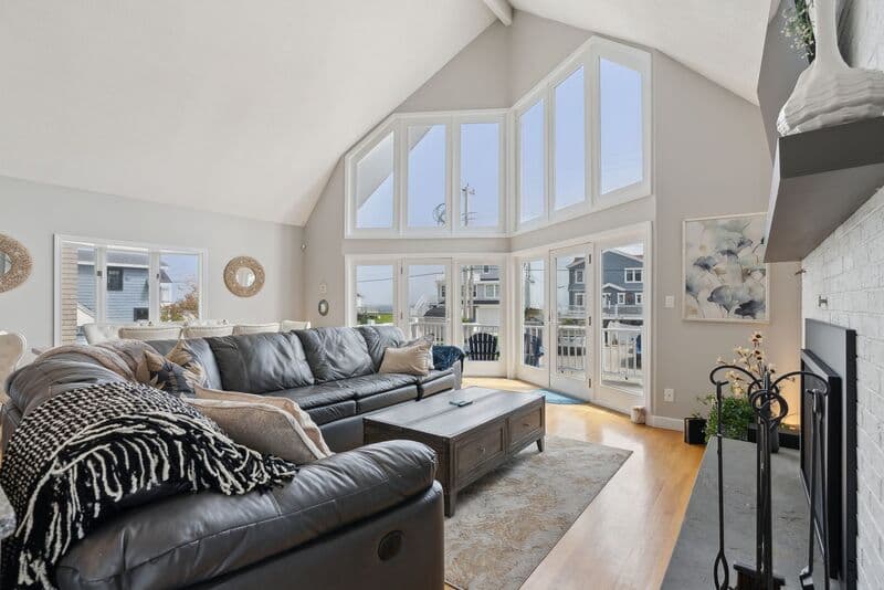 Wells House: 572 Ocean Avenue