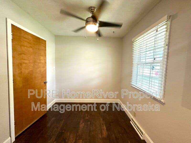 Omaha House: 12143 Ohern St