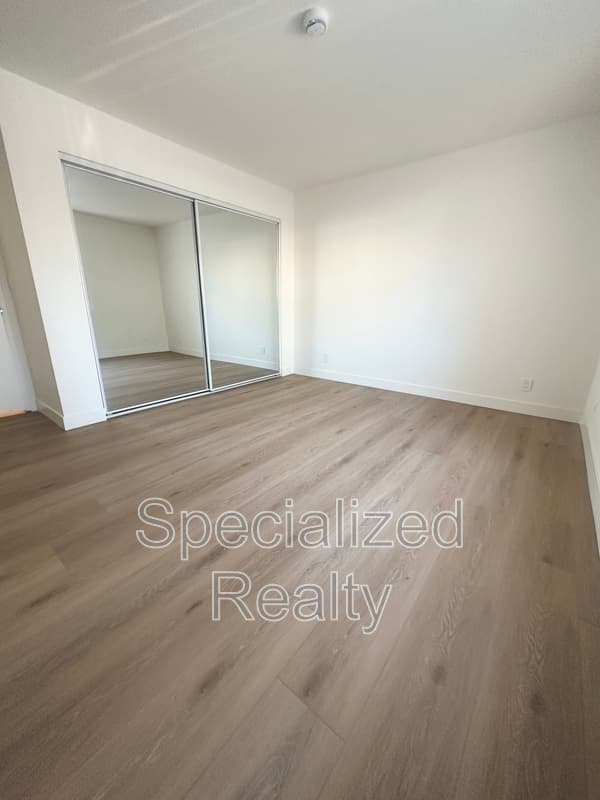 Van Nuys Condo: 14718 Sylvan Street