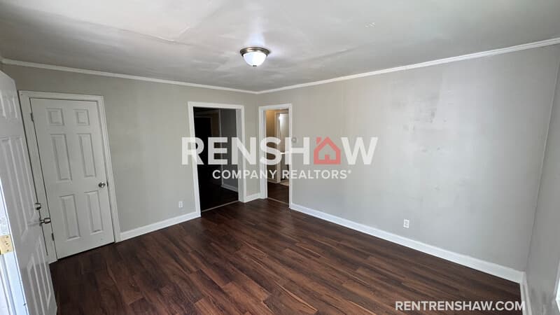 Memphis House: 2303 Longstreet Dr