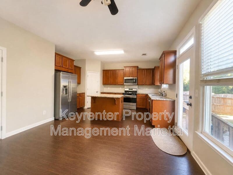 Marietta House: 302 Rosemont Park Ln