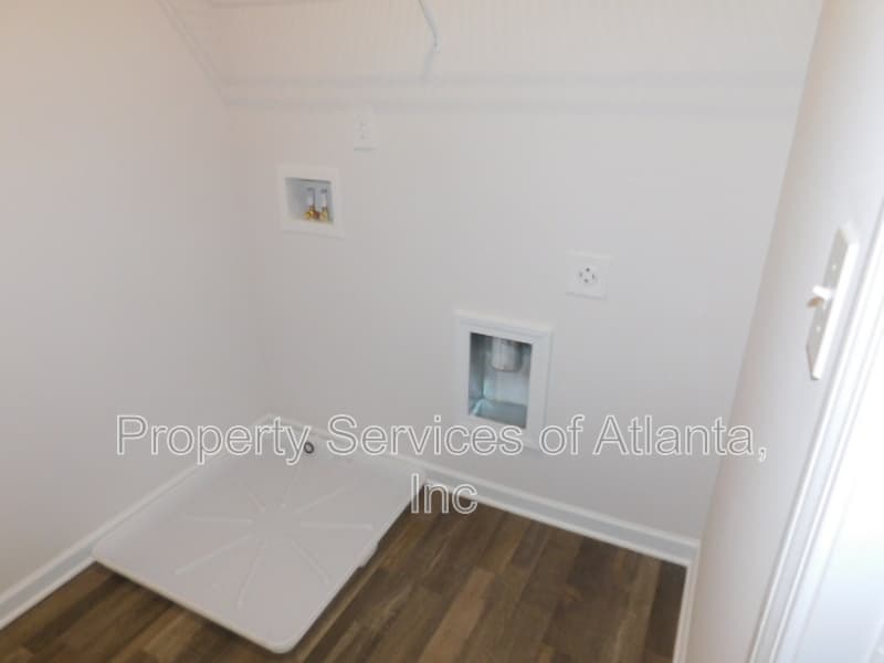 Ball Ground Townhome: 523 Ryan Ct