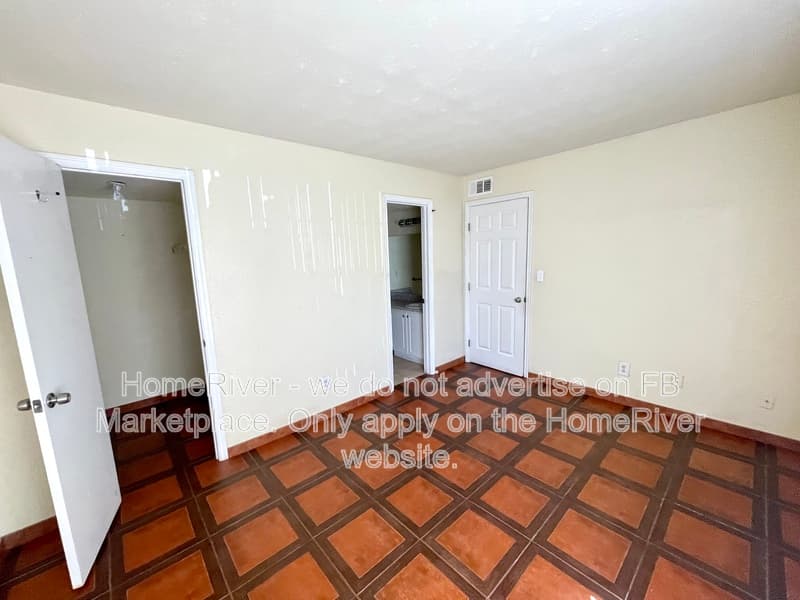 Tampa Condo: 8517 Lincoln Cove Dr