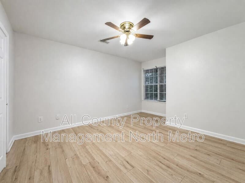 Alpharetta Condo: 1011 Sandy Lane