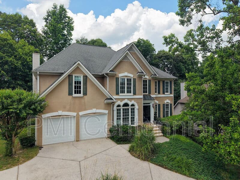 Alpharetta House: 120 Creekside Park Dr