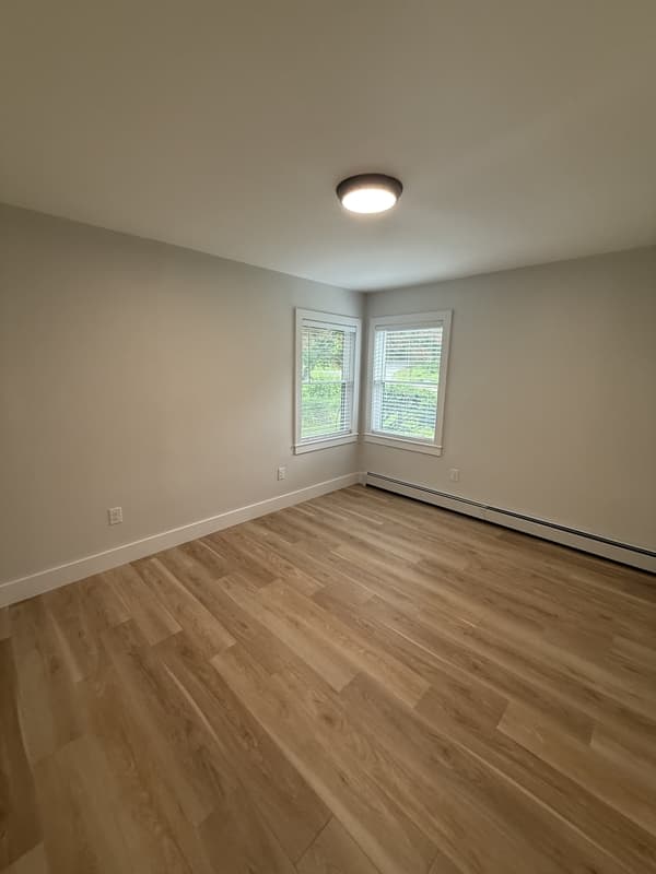 Hurley Condo: 1050 Lucas Avenue Extension - #2