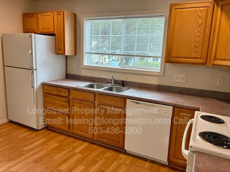Corvallis Condo: 2349 NW Hummingbird Dr
